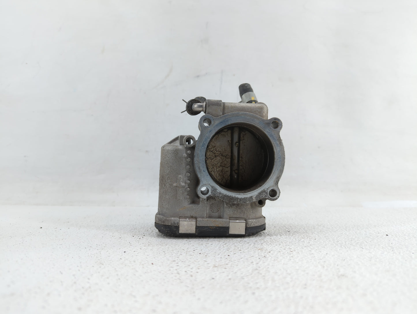2017-2019 Kia Sportage Throttle Body P/N:35100-2G600 Fits Fits 2015 2016 2017 2018 2019 OEM Used Auto Parts - Oemusedautopar