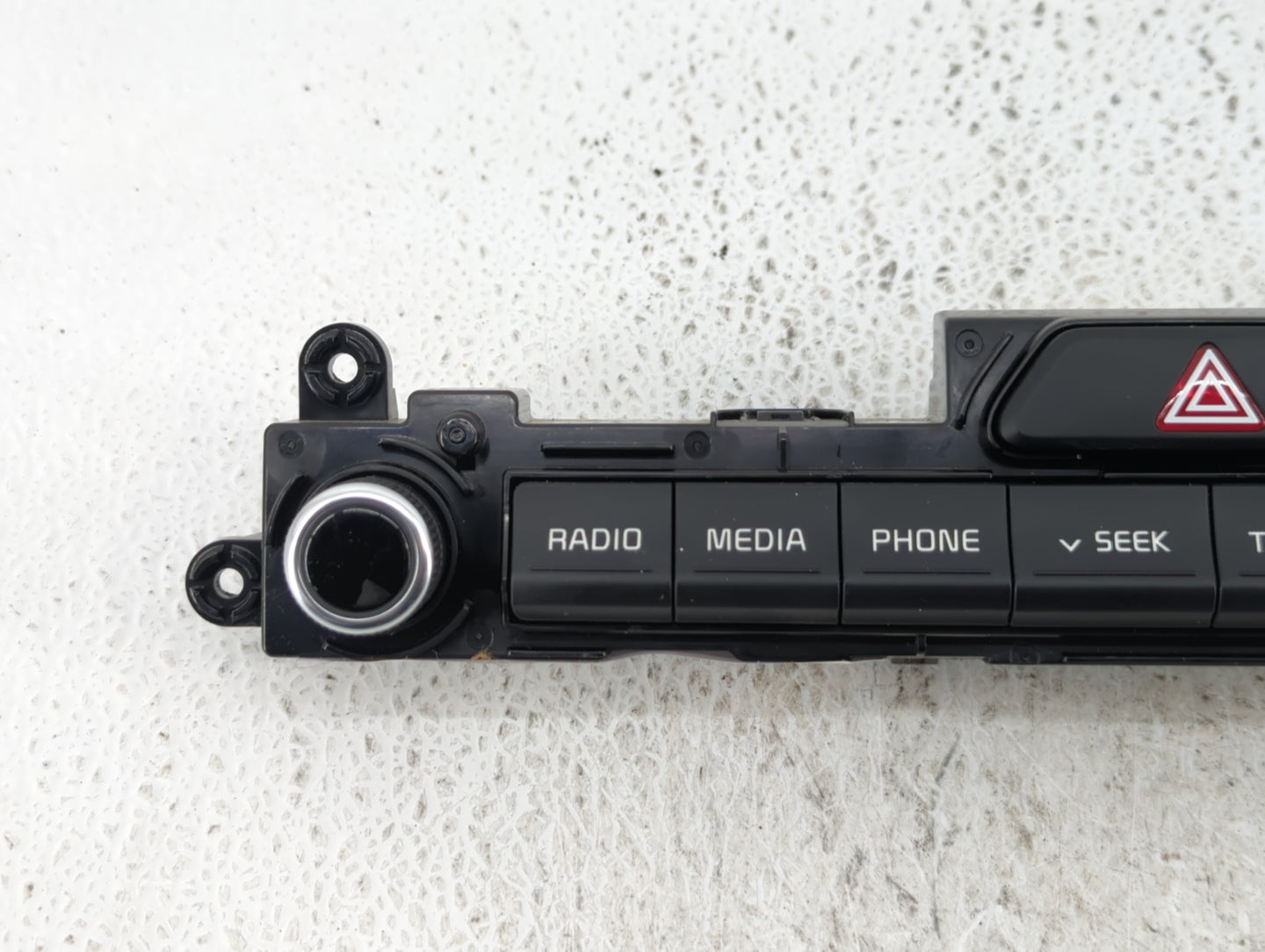 2017-2019 Kia Sportage Am Fm Cd Player Radio Receiver - Oemusedautoparts1.com