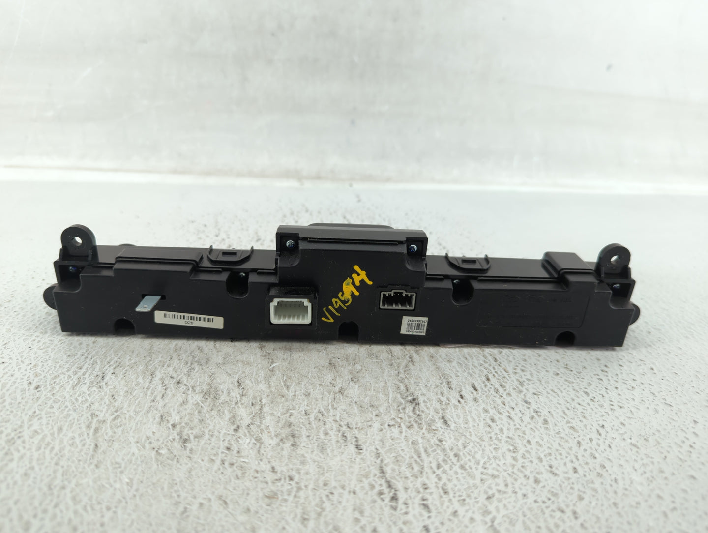 2017-2019 Kia Sportage Am Fm Cd Player Radio Receiver - Oemusedautoparts1.com