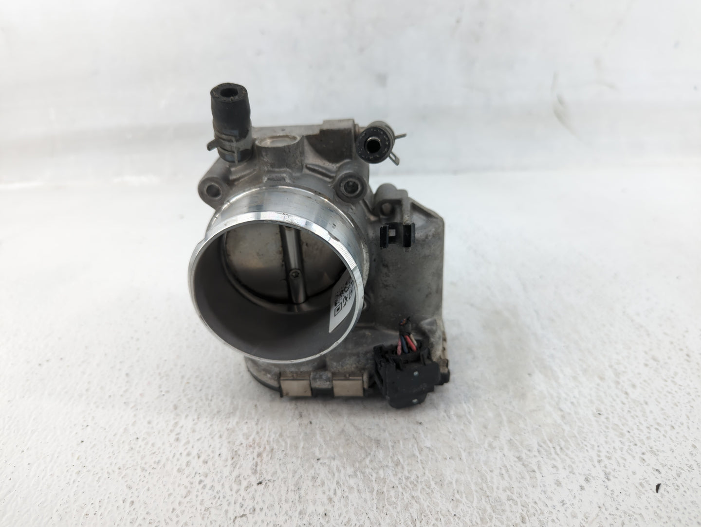 2017-2021 Kia Sportage Throttle Body P/N:35100-2G600 Fits Fits 2015 2016 2017 2018 2019 2020 2021 OEM Used Auto Parts - Oemu