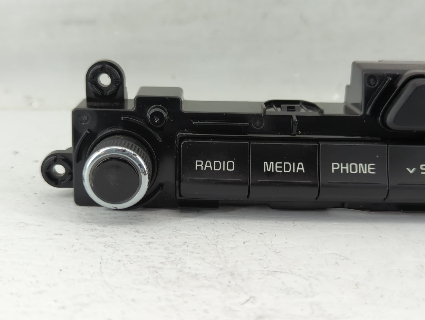 2017-2019 Kia Sportage Am Fm Cd Player Radio Receiver - Oemusedautoparts1.com