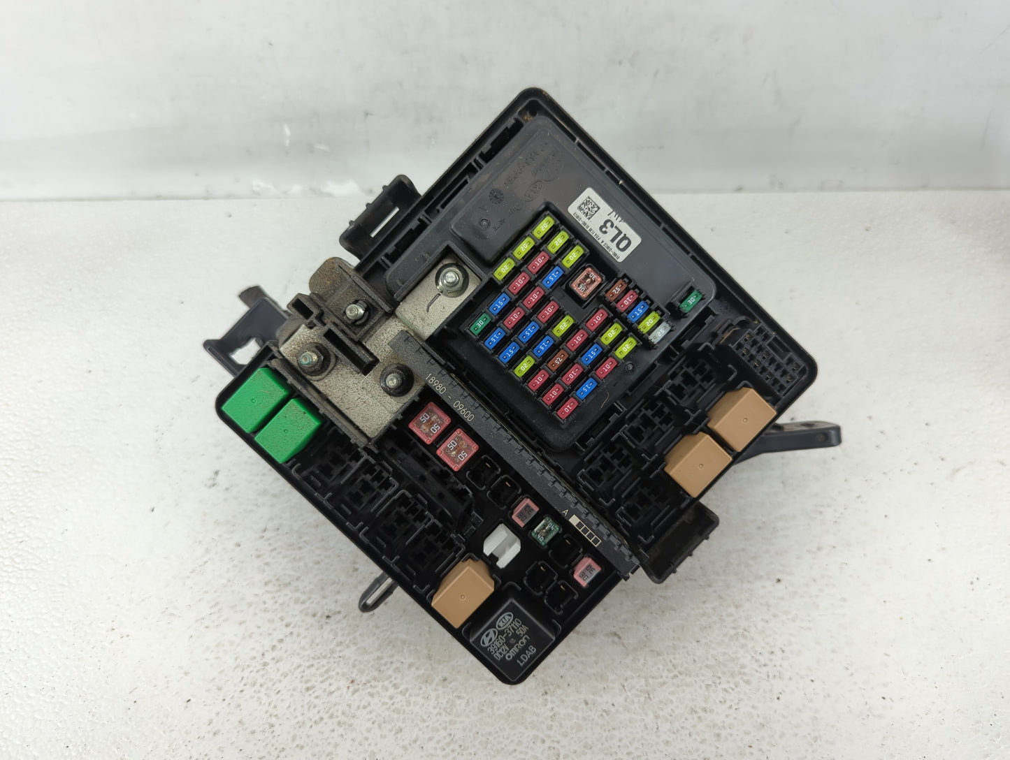 2017-2019 Kia Sportage Fusebox Fuse Box Panel Relay Module P/N:91941-D9520 Fits Fits 2017 2018 2019 OEM Used Auto Parts - Oe