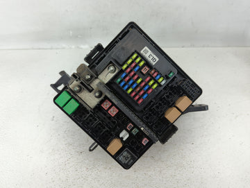 2017-2019 Kia Sportage Fusebox Fuse Box Panel Relay Module P/N:91941-D9520 Fits Fits 2017 2018 2019 OEM Used Auto Parts
