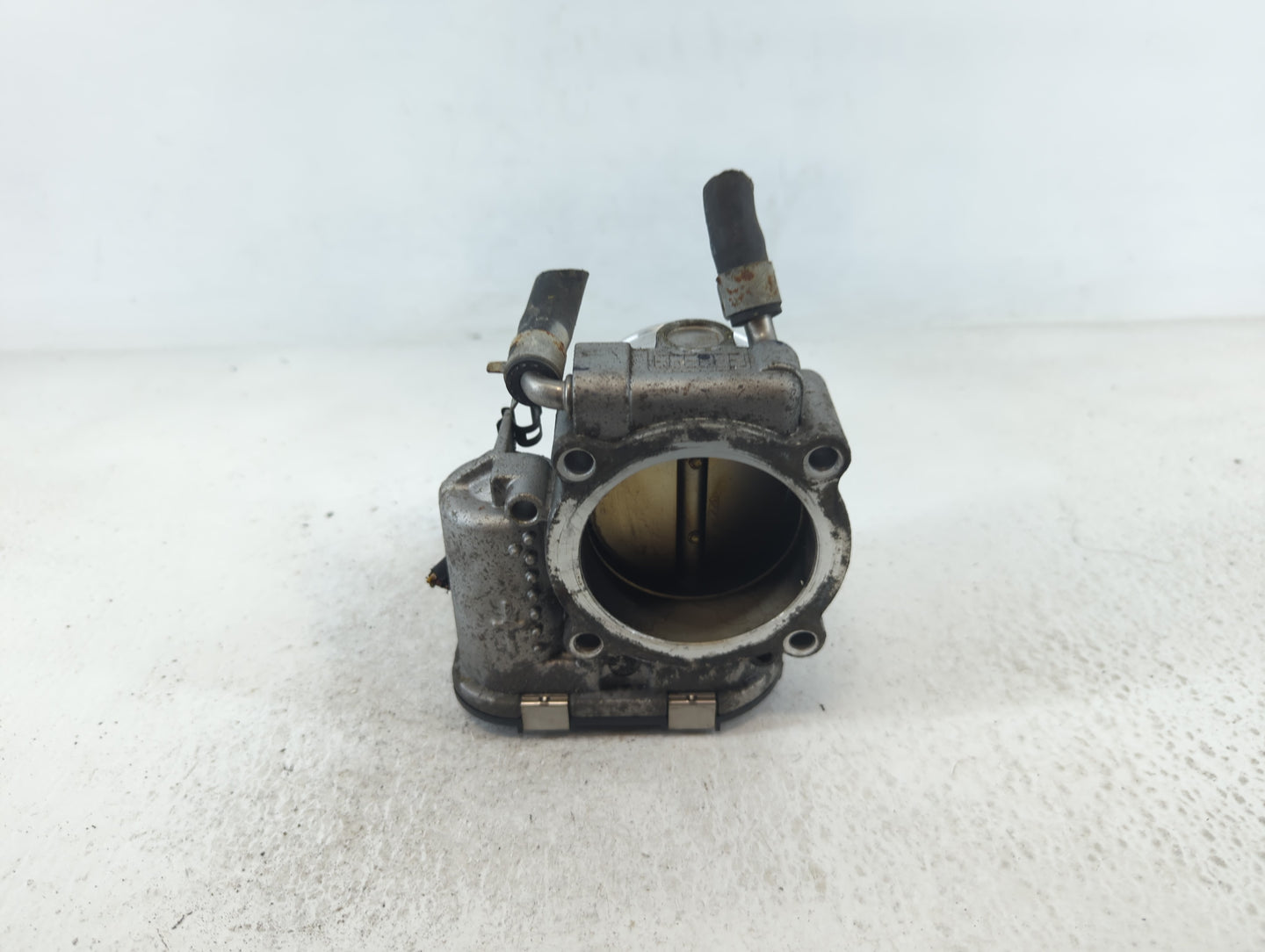 2017-2021 Kia Sportage Throttle Body P/N:35100-2G600 Fits Fits 2015 2016 2017 2018 2019 2020 2021 OEM Used Auto Parts - Oemu