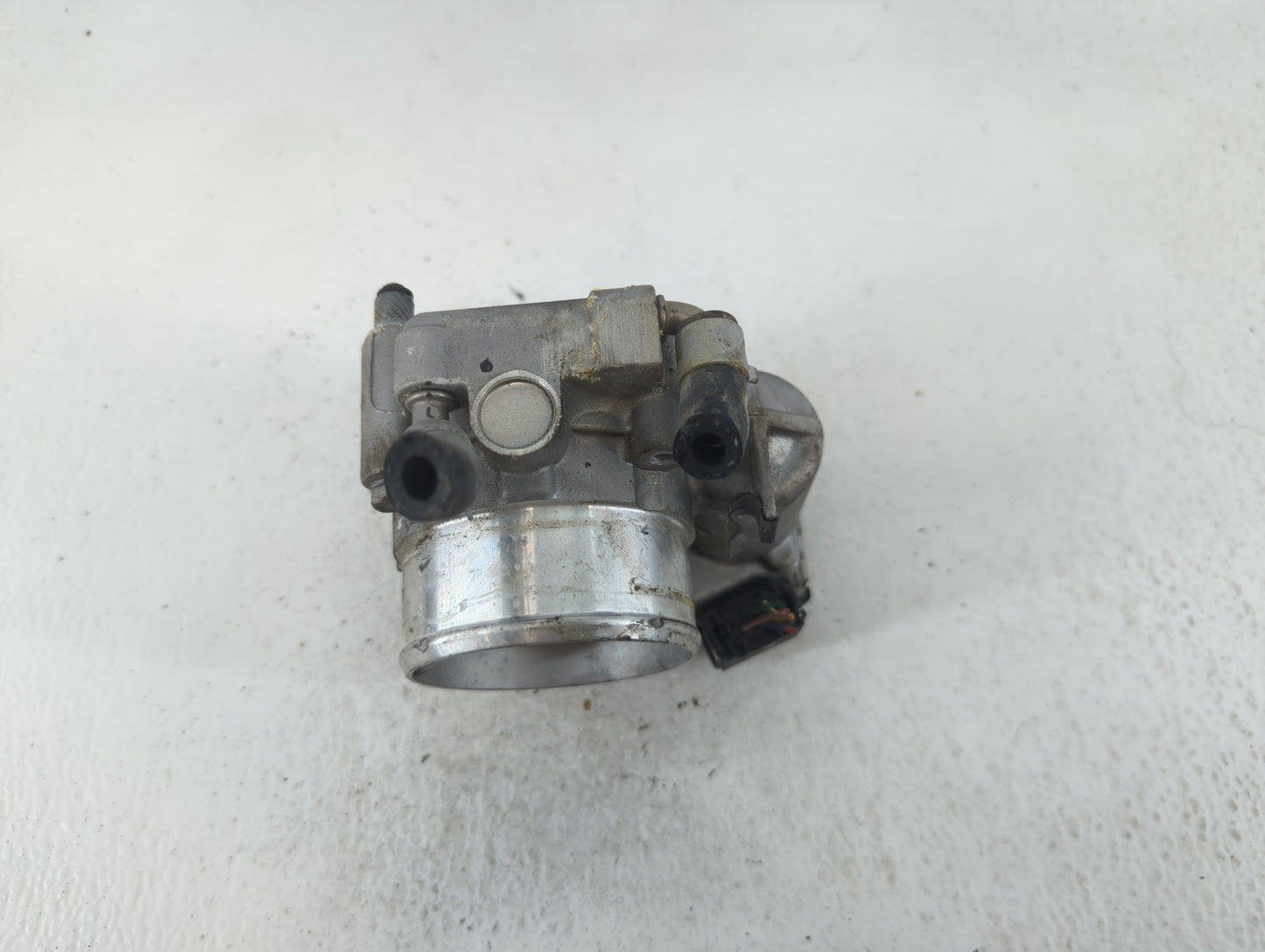 2017-2021 Kia Sportage Throttle Body P/N:35100-2G600 Fits Fits 2015 2016 2017 2018 2019 2020 2021 OEM Used Auto Parts - Oemu