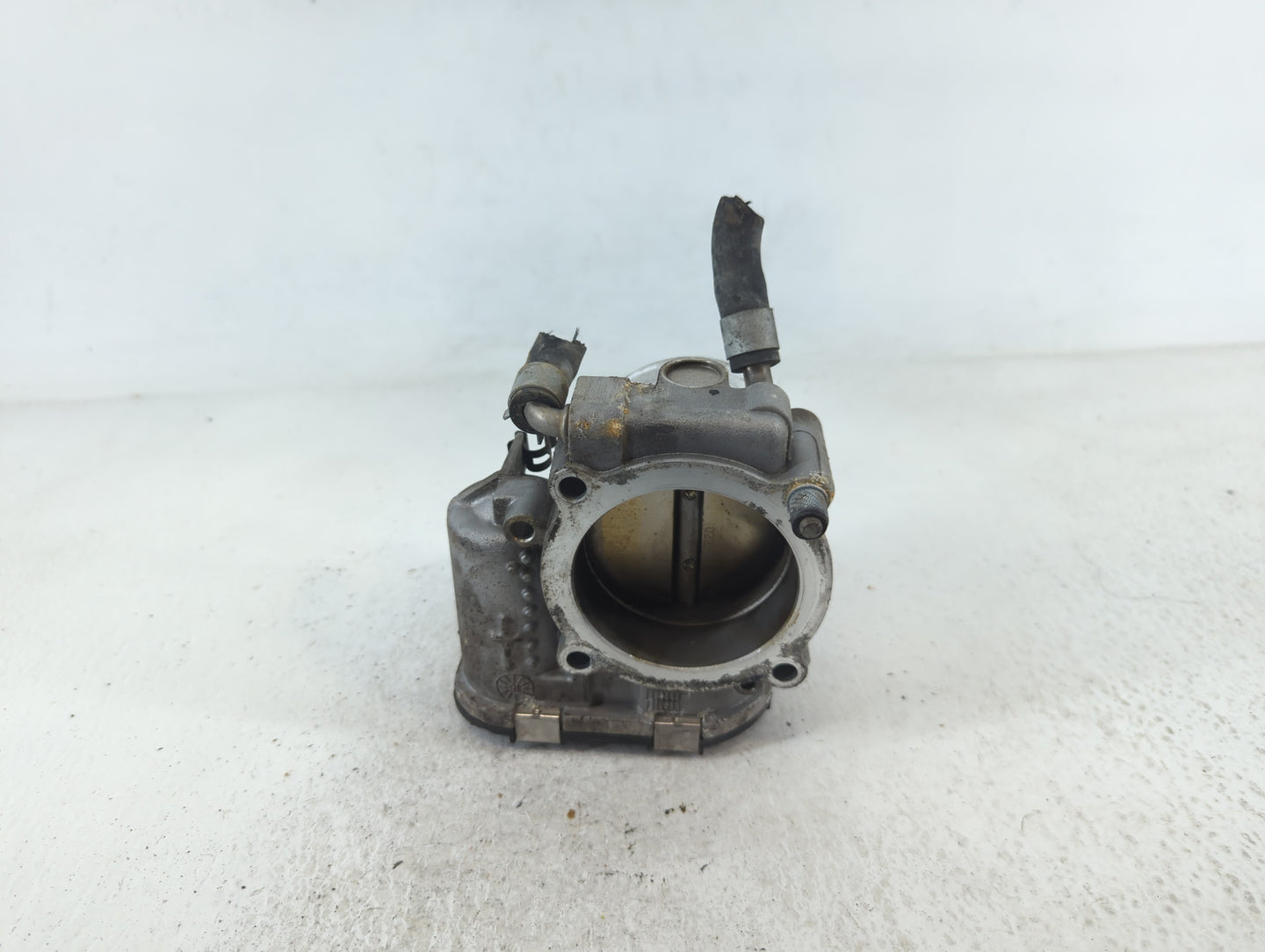 2017-2021 Kia Sportage Throttle Body P/N:35100-2G600 Fits Fits 2015 2016 2017 2018 2019 2020 2021 OEM Used Auto Parts - Oemu
