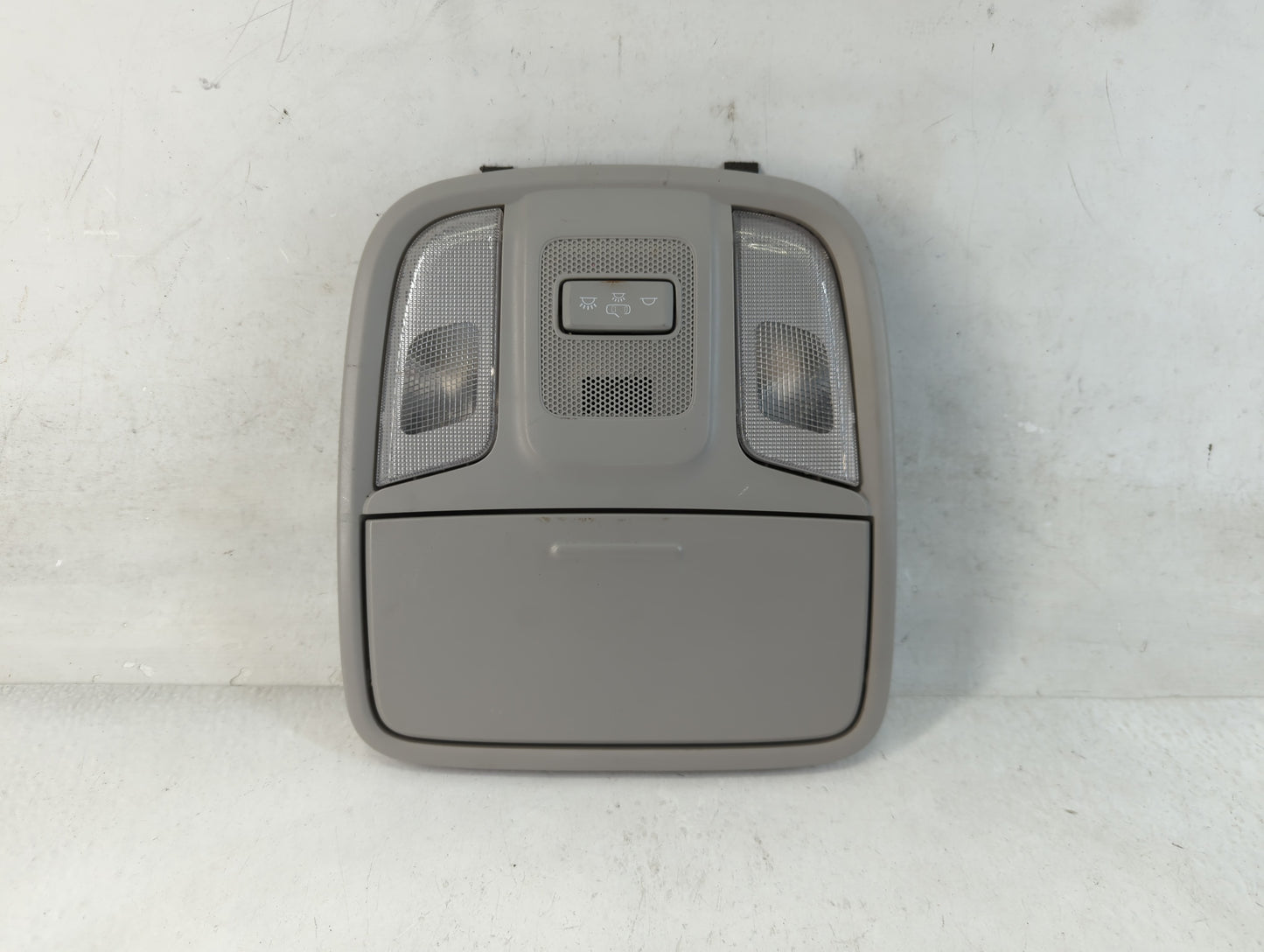 2017 Kia Sportage Overhead Roof Console - Oemusedautoparts1.com