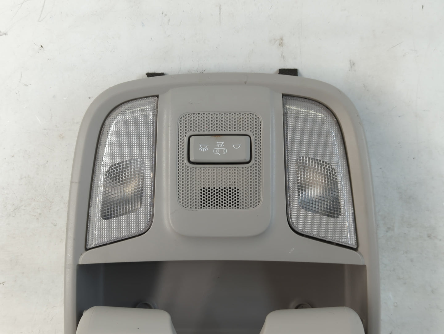 2017 Kia Sportage Overhead Roof Console - Oemusedautoparts1.com
