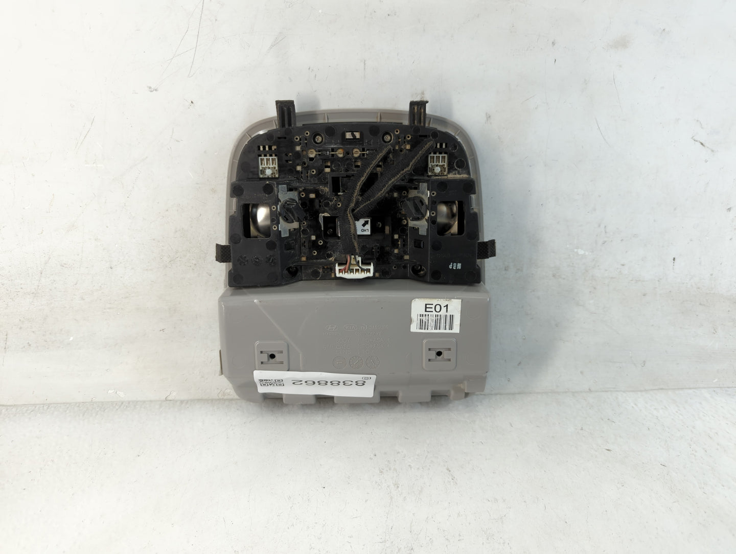 2017 Kia Sportage Overhead Roof Console - Oemusedautoparts1.com