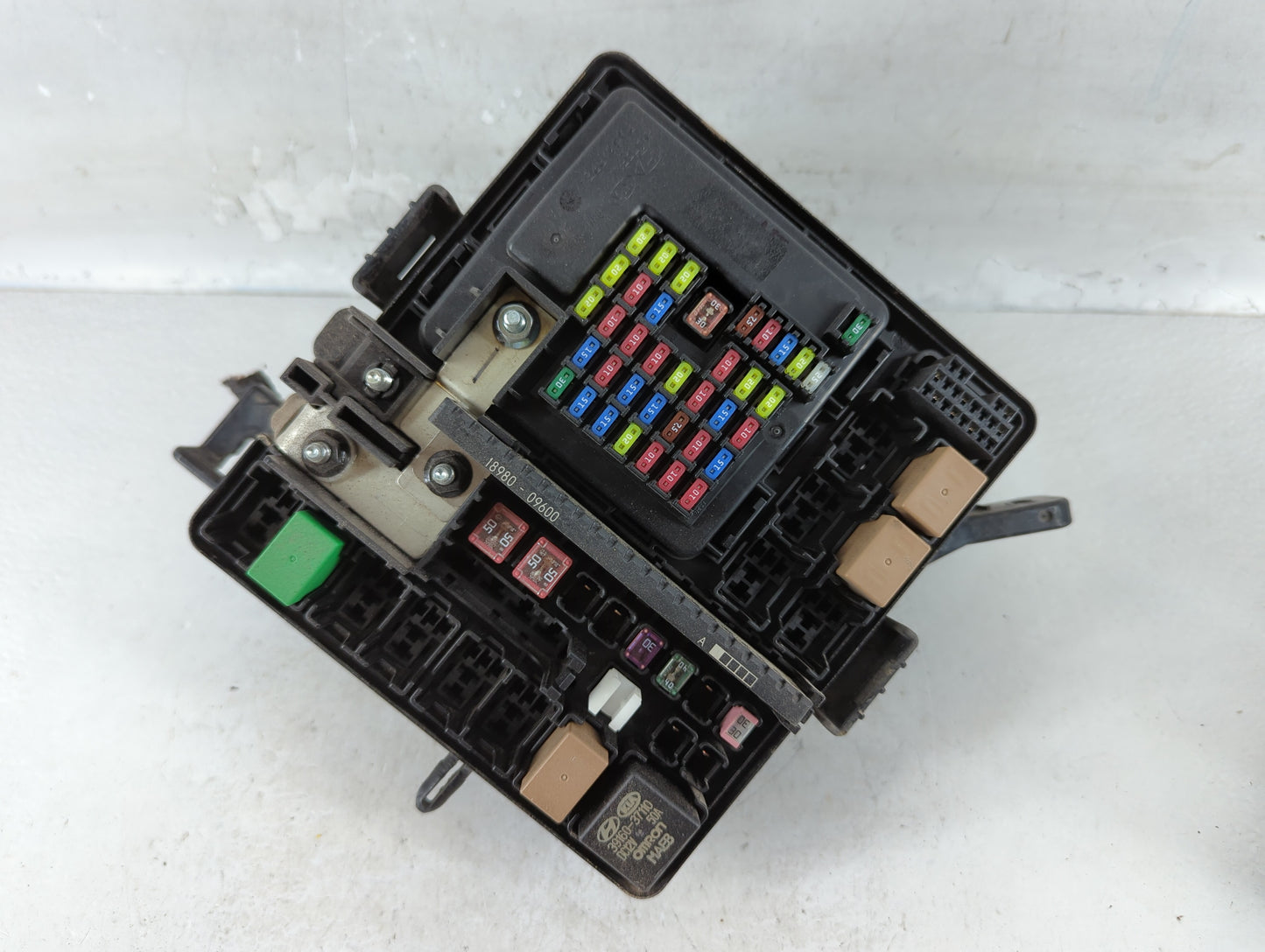 2017-2019 Kia Sportage Fusebox Fuse Box Panel Relay Module P/N:91470D9270 Fits Fits 2017 2018 2019 OEM Used Auto Parts - Oem