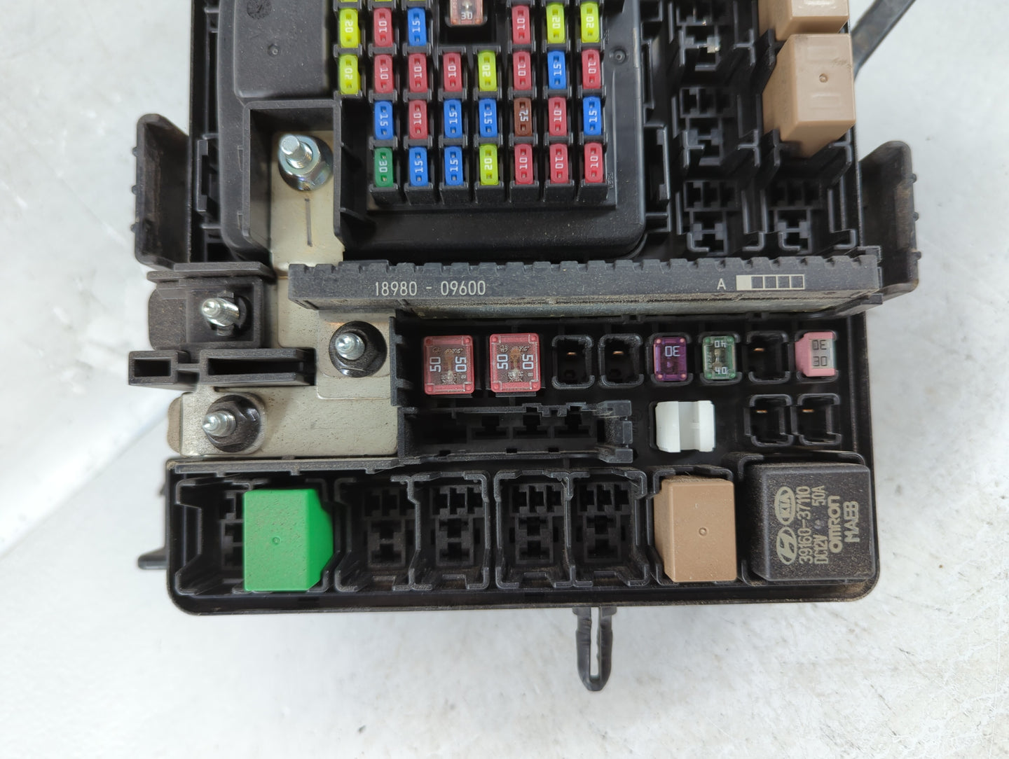 2017-2019 Kia Sportage Fusebox Fuse Box Panel Relay Module P/N:91470D9270 Fits Fits 2017 2018 2019 OEM Used Auto Parts - Oem