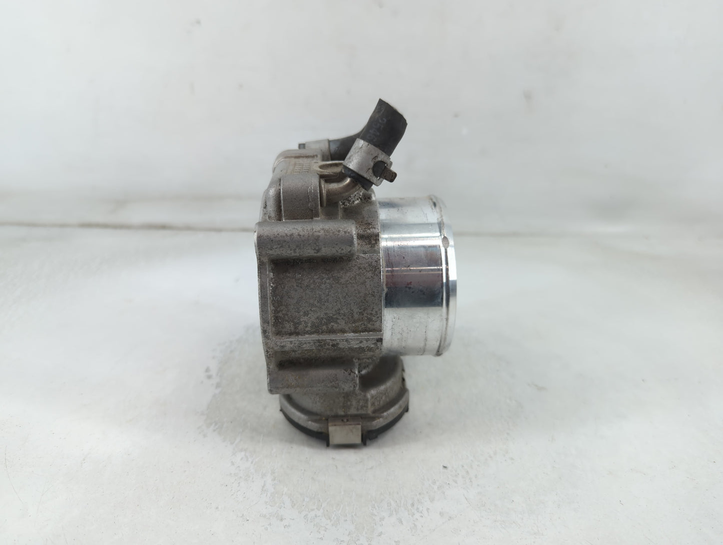 2017-2021 Kia Sportage Throttle Body P/N:35100-2G600 Fits Fits 2015 2016 2017 2018 2019 2020 2021 OEM Used Auto Parts - Oemu
