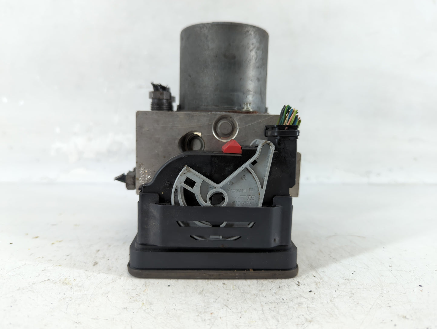 2017 Land Rover Discovery ABS Pump Control Module Replacement P/N:HPLA-14F447-AF Fits Fits 2018 OEM Used Auto Parts - Oemuse