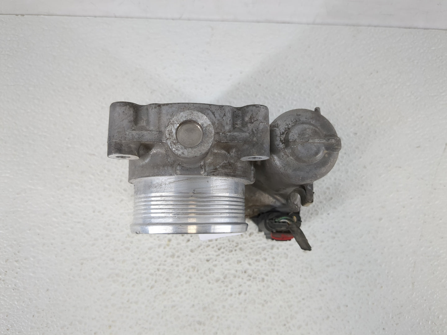 2015-2017 Land Rover Discovery Sport Throttle Body P/N:CM5E 9F991 AD Fits Fits 2014 2015 2016 2017 OEM Used Auto Parts - Oem