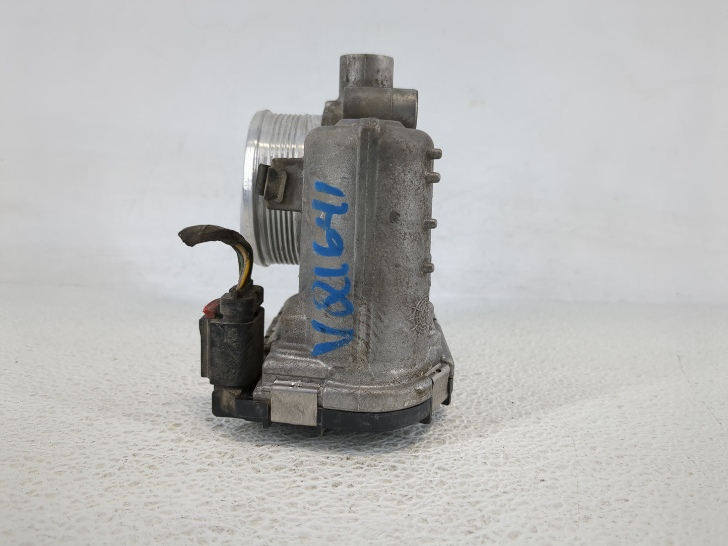 2015-2017 Land Rover Discovery Sport Throttle Body P/N:CM5E 9F991 AD Fits Fits 2014 2015 2016 2017 OEM Used Auto Parts - Oem