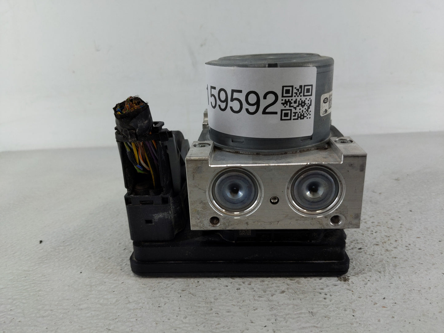 2017-2018 Land Rover Discovery Sport ABS Pump Control Module Replacement P/N:HJ32-2C405-AC JJ32-2C405-AB Fits Fits 2017 2018