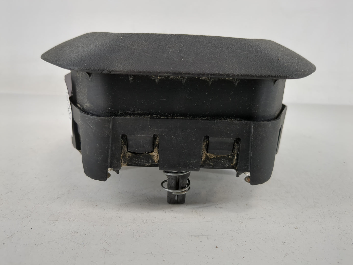 2015-2017 Land Rover Discovery Sport Air Bag Driver Left Steering Wheel Mounted Fits Fits 2015 2016 2017 OEM Used Auto Parts