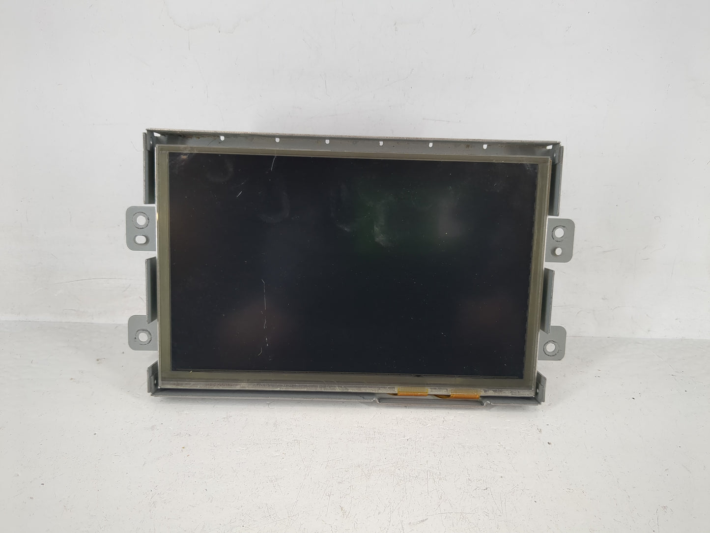 2015-2019 Land Rover Discovery Sport Information Display Screen - Oemusedautoparts1.com