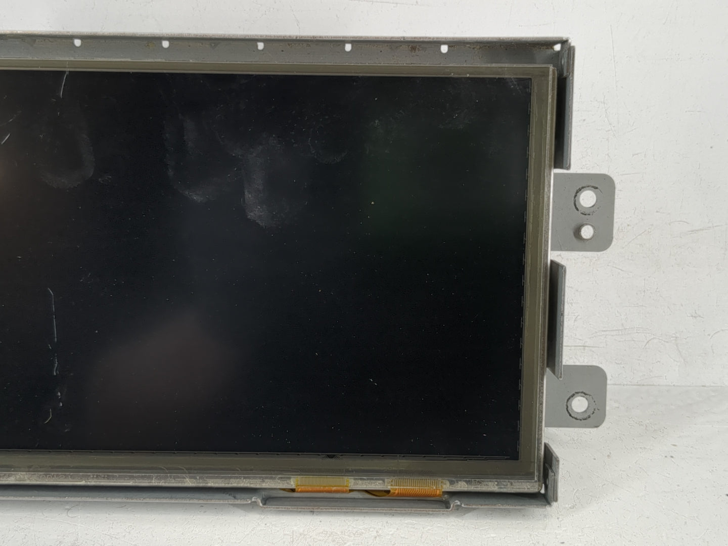 2015-2019 Land Rover Discovery Sport Information Display Screen - Oemusedautoparts1.com