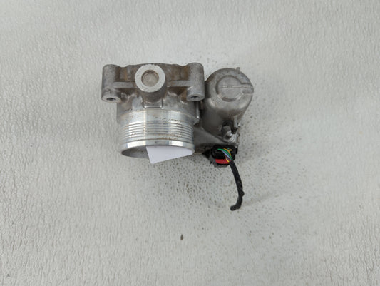 2015-2017 Land Rover Discovery Sport Throttle Body P/N:0 280 750 586 CM5E 9F991 AD Fits Fits 2014 2015 2016 2017 OEM Used Auto Parts