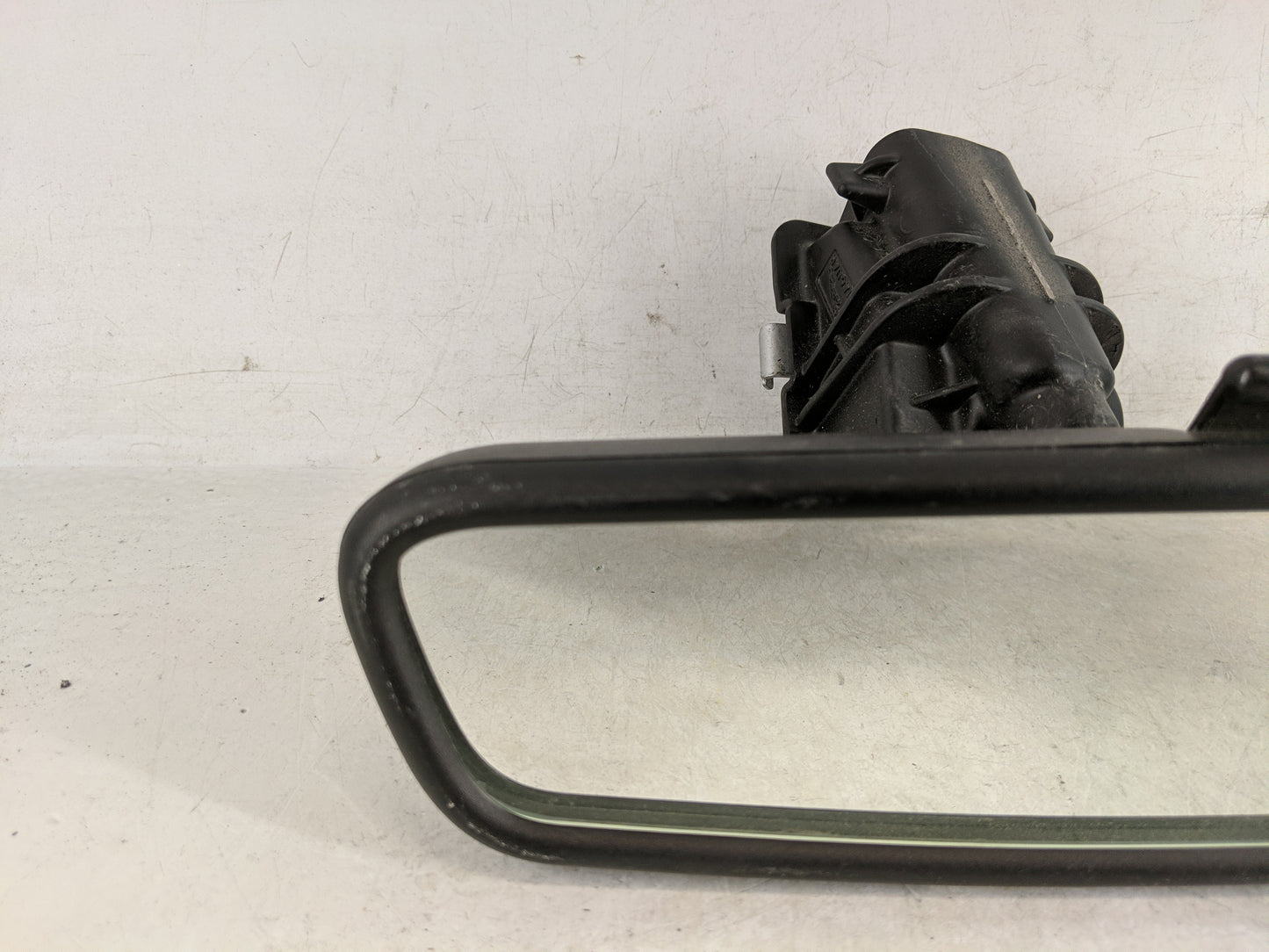 2015-2019 Land Rover Discovery Sport Interior Rear View Mirror Replacement OEM P/N:FK72-17E678-DA Fits OEM Used Auto Parts -