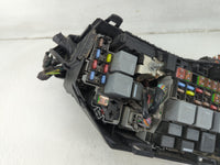 2015-2017 Land Rover Discovery Sport Fusebox Fuse Box Panel Relay Module P/N:28851 Fits Fits 2015 2016 2017 OEM Used Auto Pa