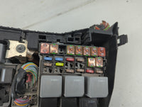 2015-2017 Land Rover Discovery Sport Fusebox Fuse Box Panel Relay Module P/N:28851 Fits Fits 2015 2016 2017 OEM Used Auto Pa