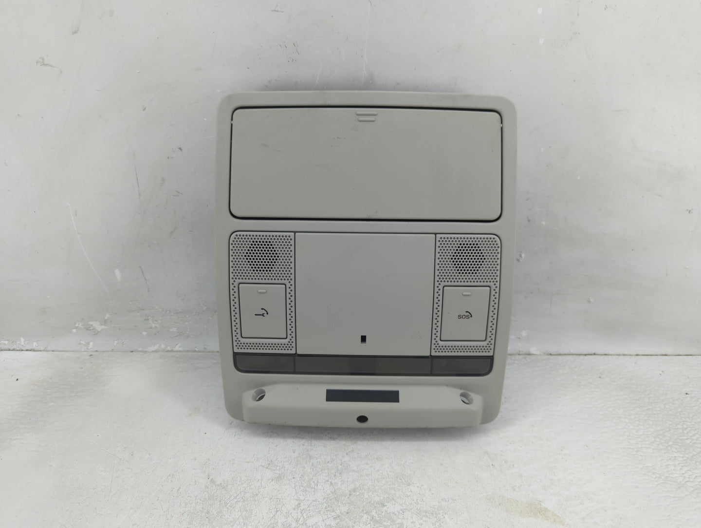 2017 Land Rover Discovery Sport Overhead Roof Console - Oemusedautoparts1.com