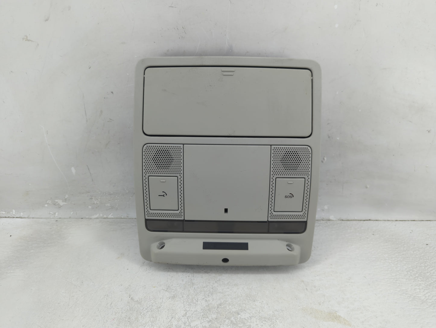 2017 Land Rover Discovery Sport Overhead Roof Console - Oemusedautoparts1.com
