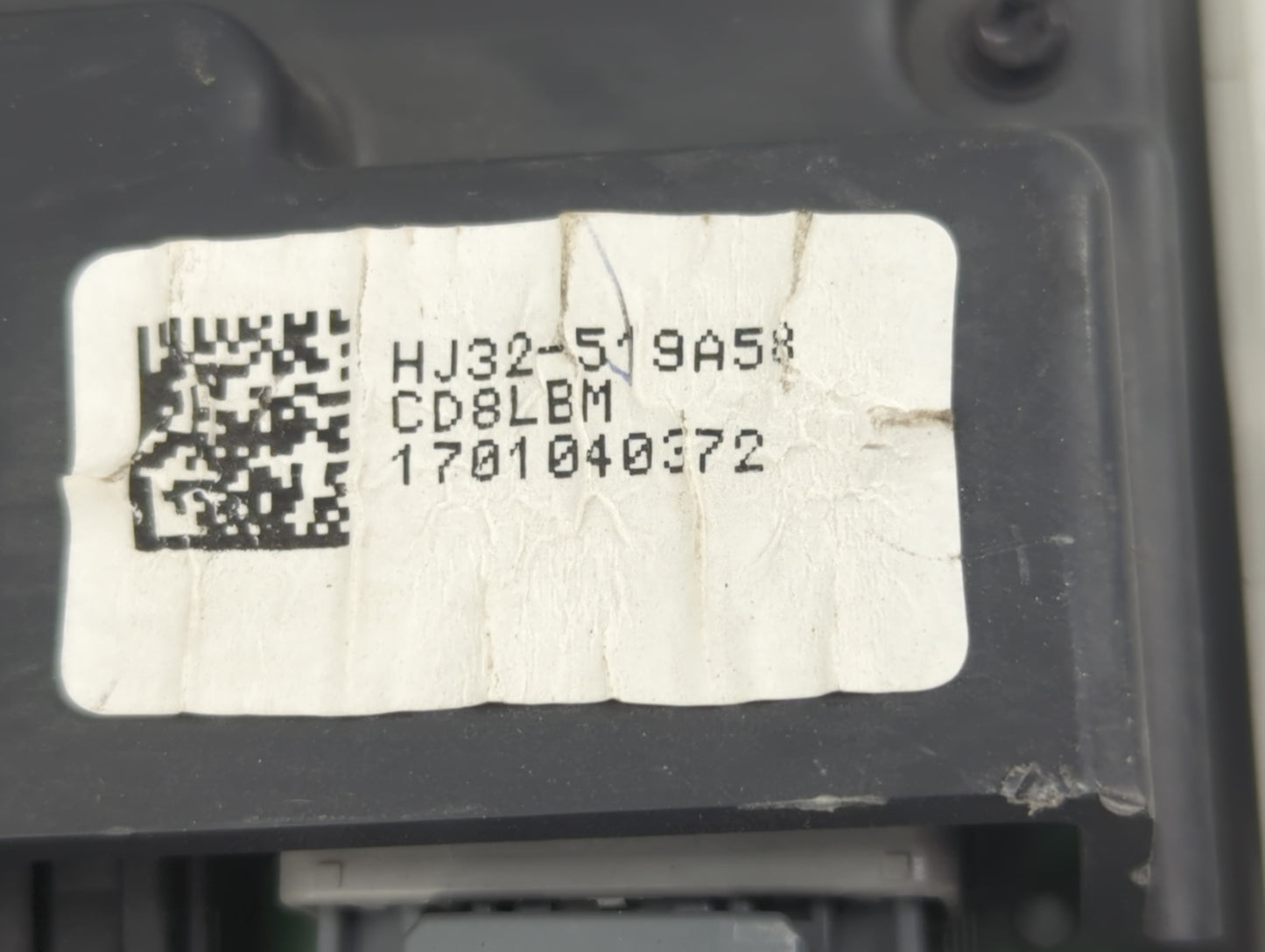 2017 Land Rover Discovery Sport Overhead Roof Console - Oemusedautoparts1.com