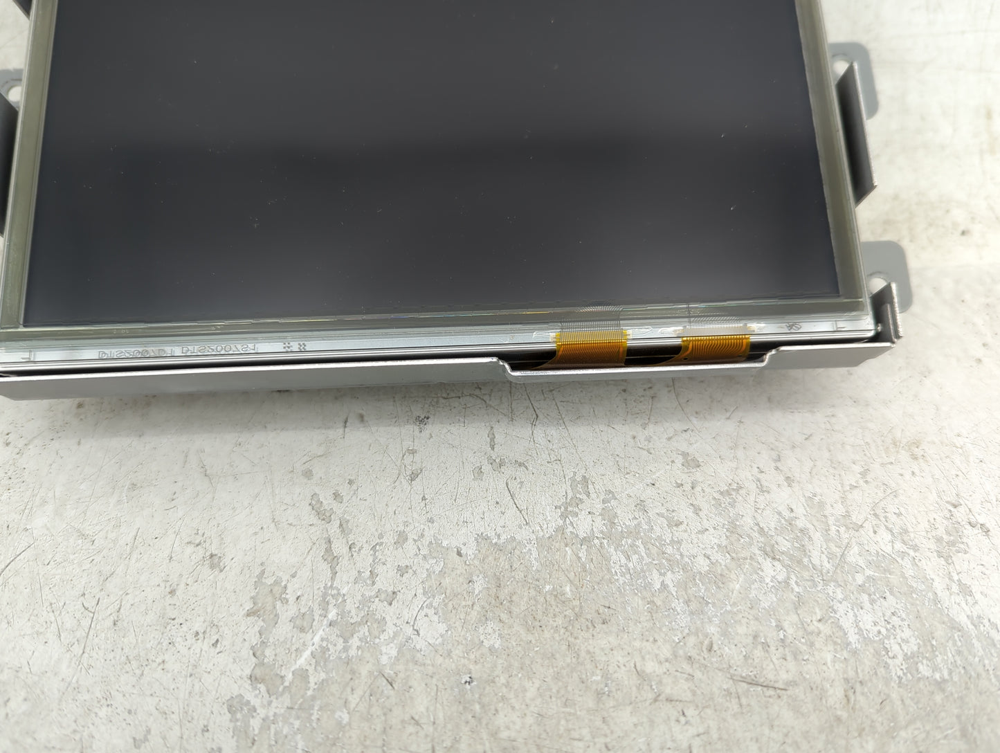 2015-2019 Land Rover Discovery Sport Information Display Screen - Oemusedautoparts1.com