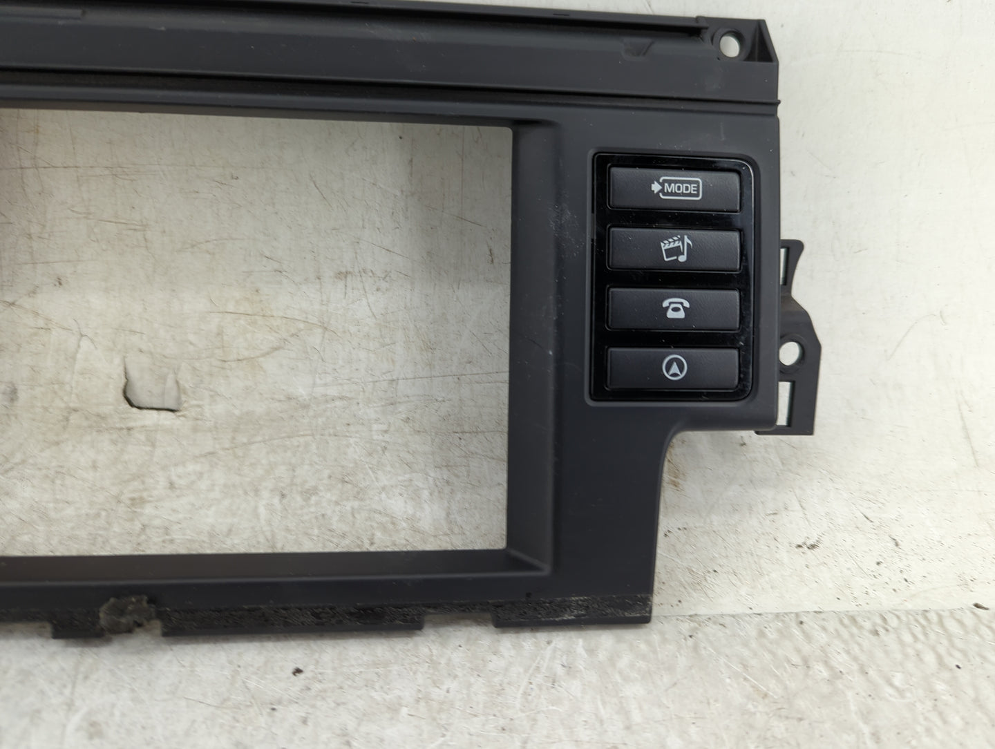 2017-2019 Land Rover Discovery Sport Radio AM FM Cd Player Receiver Replacement P/N:FK72-19F211-FC Fits Fits 2017 2018 2019 