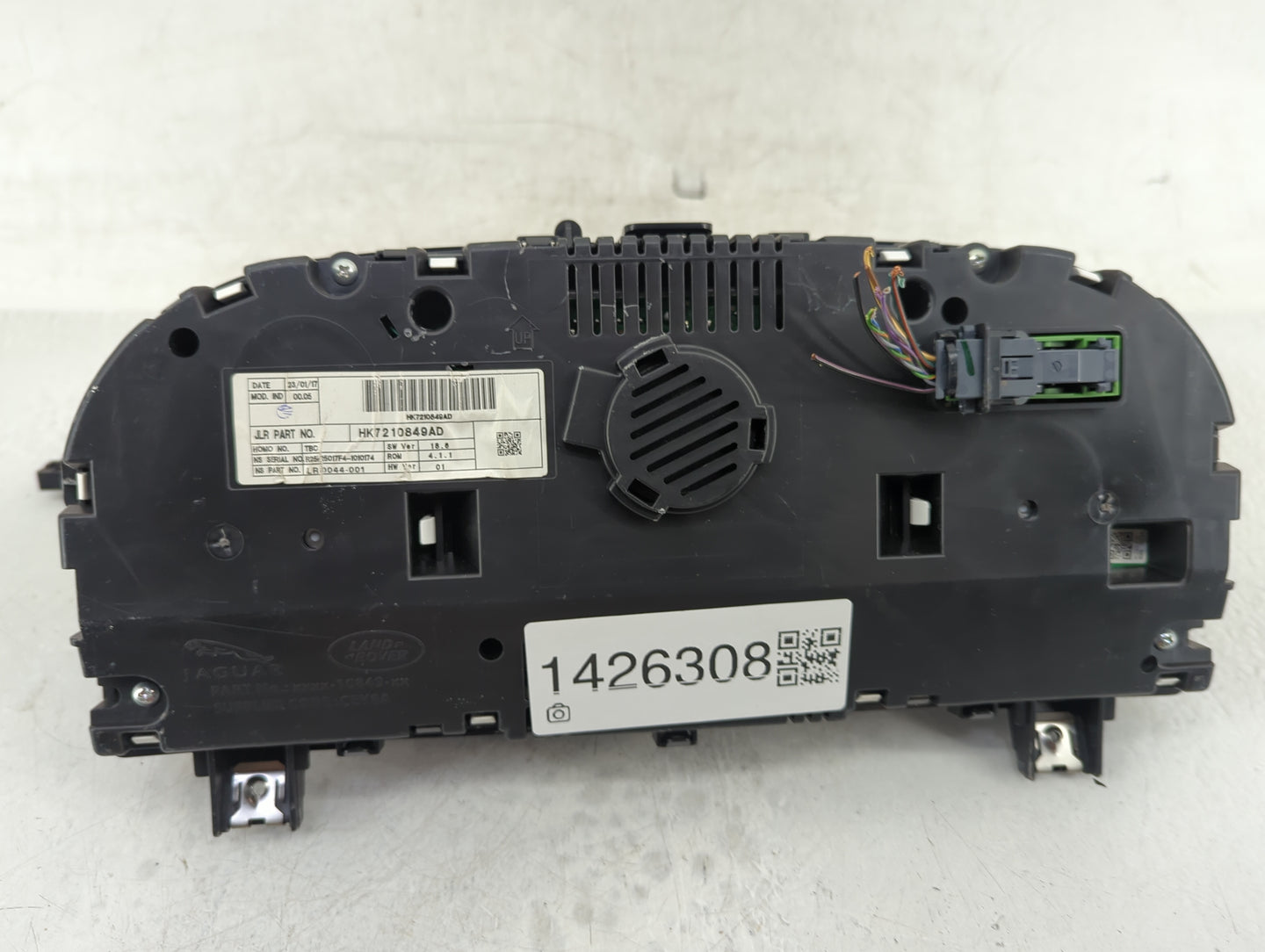 2017 Land Rover Discovery Sport Instrument Cluster Speedometer Gauges P/N:HK7210849AD Fits OEM Used Auto Parts - Oemusedauto