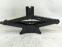 2017 Land Rover Discovery Sport Spare Scissor Car Jack - Oemusedautoparts1.com