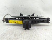 2017 Land Rover Discovery Sport Spare Scissor Car Jack - Oemusedautoparts1.com