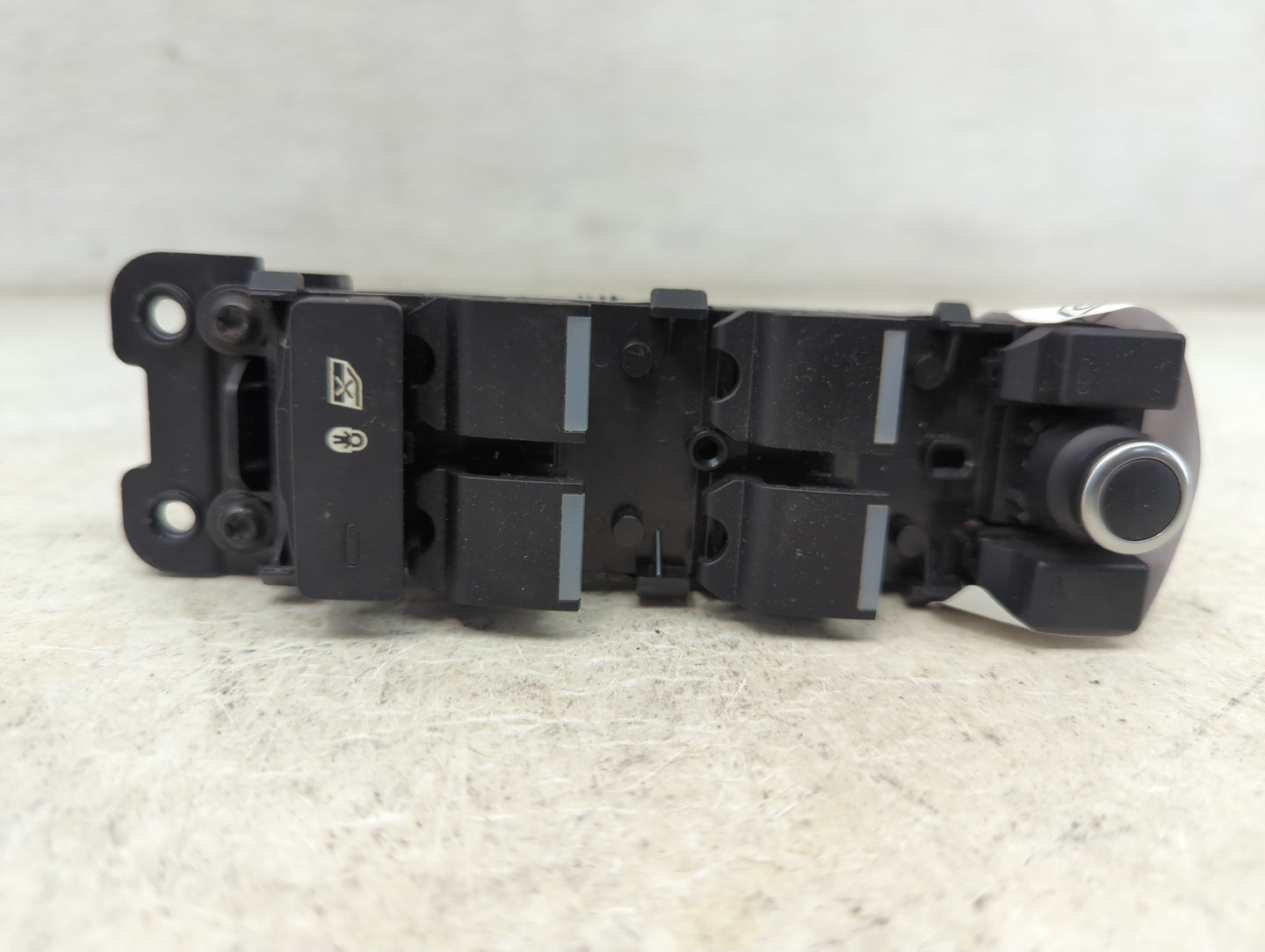 2017 Land Rover Discovery Sport Master Power Window Switch Replacement Driver Side Left P/N:CPLA-14540-AF Fits OEM Used Auto