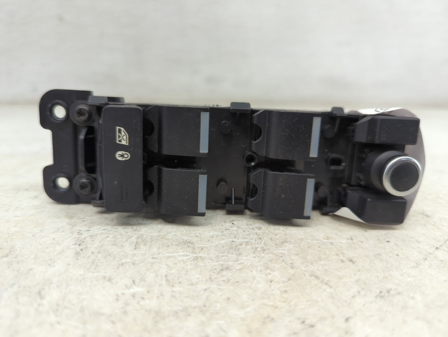 2017 Land Rover Discovery Sport Master Power Window Switch Replacement Driver Side Left P/N:CPLA-14540-AF Fits OEM Used Auto