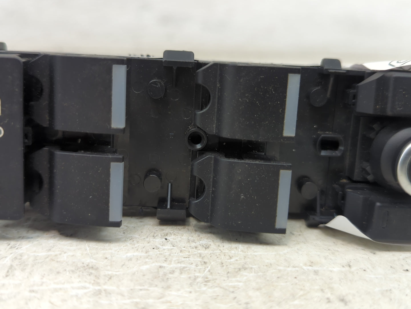 2017 Land Rover Discovery Sport Master Power Window Switch Replacement Driver Side Left P/N:CPLA-14540-AF Fits OEM Used Auto