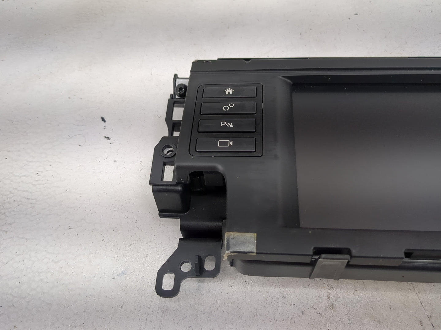 2015-2019 Land Rover Discovery Sport Information Display Screen 1483854 - Oemusedautoparts1.com