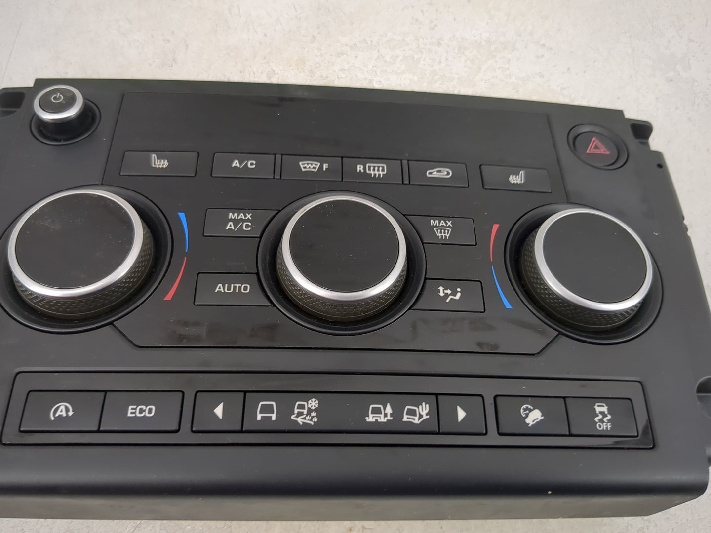 2017-2019 Land Rover Discovery Sport Climate Control Module Temperature AC/Heater Replacement Fits OEM Used Auto Parts - Oem