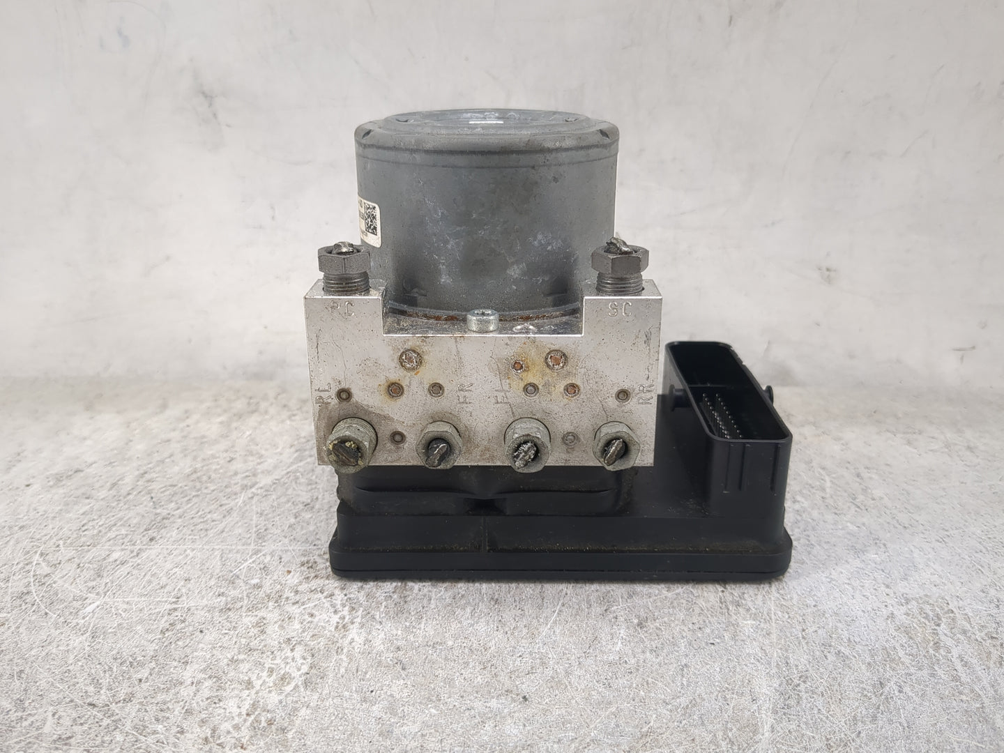 2017-2018 Land Rover Discovery Sport ABS Pump Control Module Replacement P/N:HJ32-2C405-AD 10.0220-1003.4 Fits Fits 2017 201