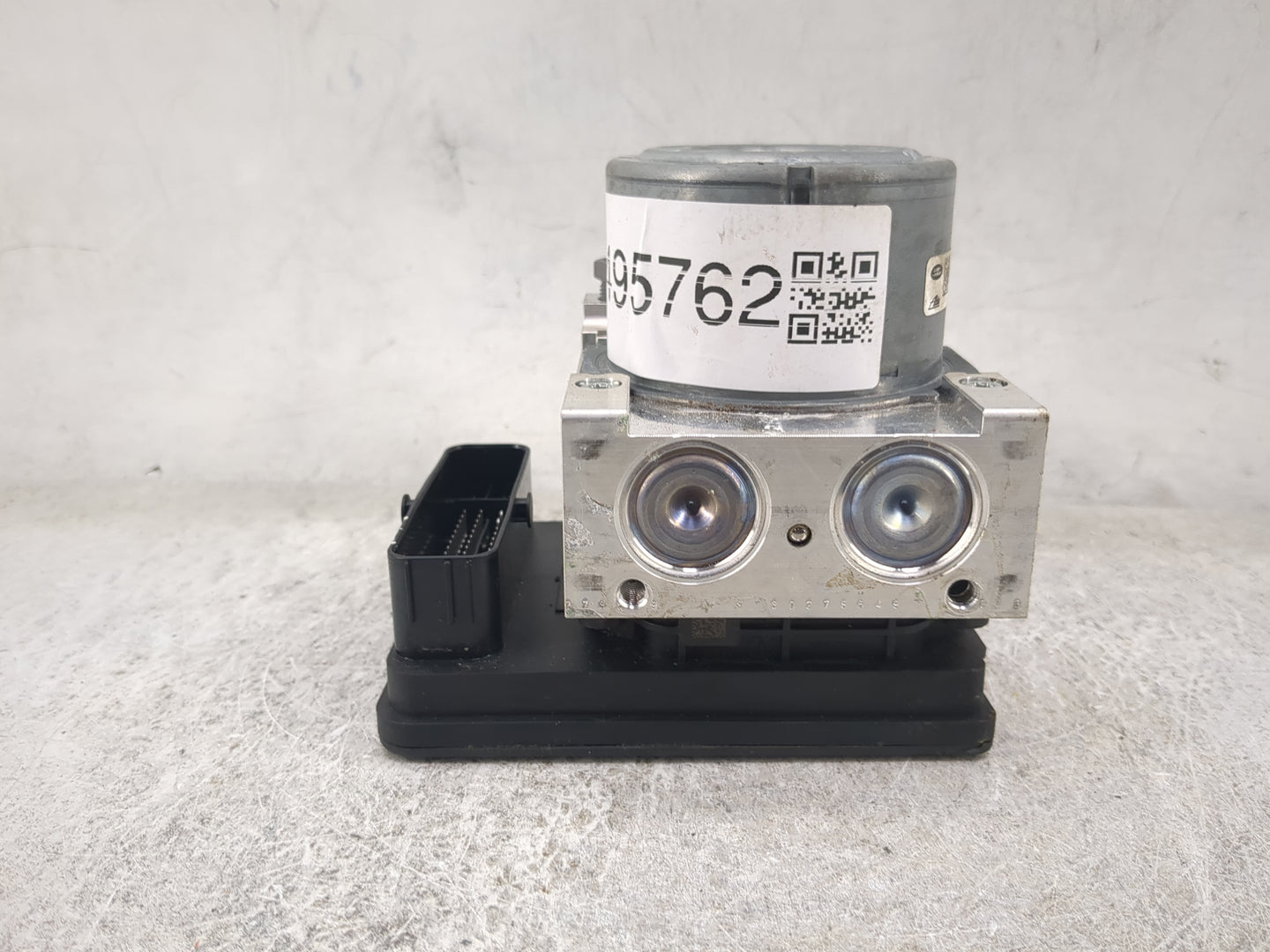 2017-2018 Land Rover Discovery Sport ABS Pump Control Module Replacement P/N:HJ32-2C405-AD 10.0220-1003.4 Fits Fits 2017 201