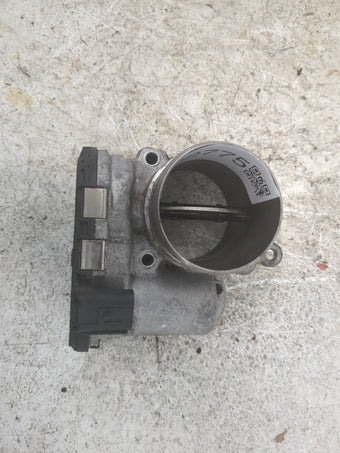compare product 2017 Land Rover Discovery Sport Throttle Body P/N:G4D3-9F991-AA 0280750610 Fits OEM Used Auto Parts