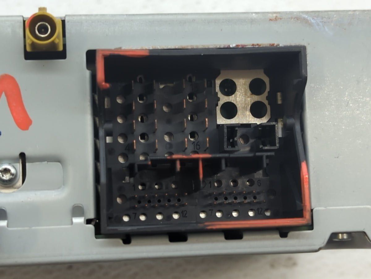 2017 Land Rover Discovery Sport Am Fm Cd Player Radio Receiver 440302 - Oemusedautoparts1.com