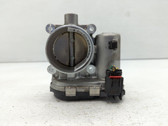 compare product 2015-2017 Land Rover Discovery Sport Throttle Body P/N:16018 CF335 Fits Fits 2014 2015 2016 2017 OEM Used Auto Parts