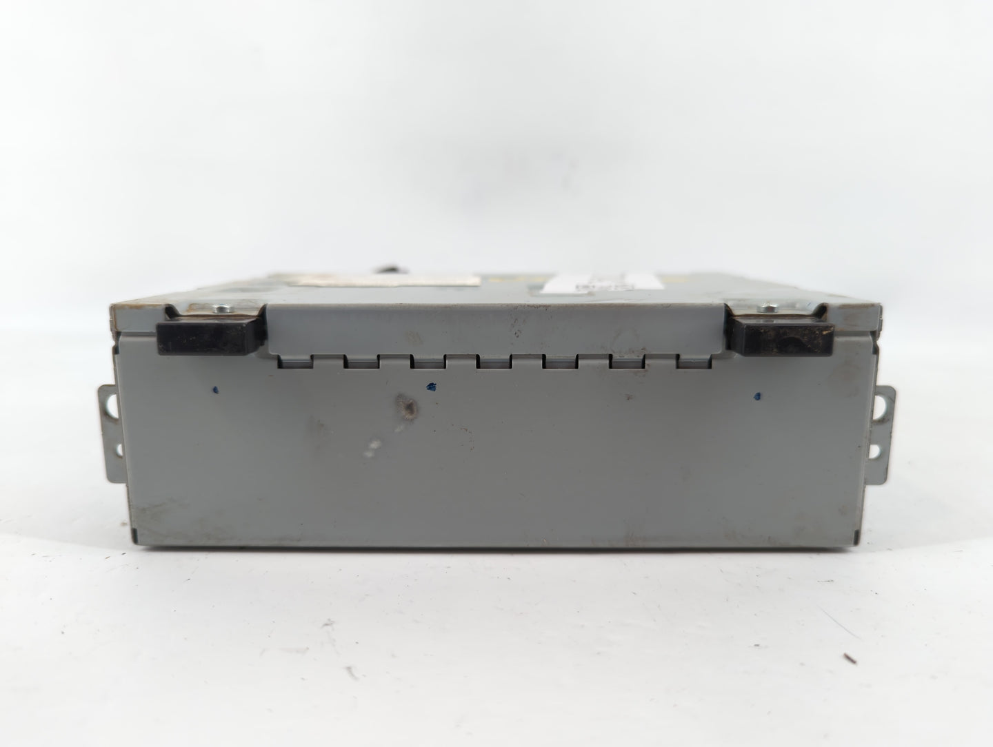 2017 Land Rover Discovery Sport Radio AM FM Cd Player Receiver Replacement P/N:2802155 Fits OEM Used Auto Parts - Oemusedaut