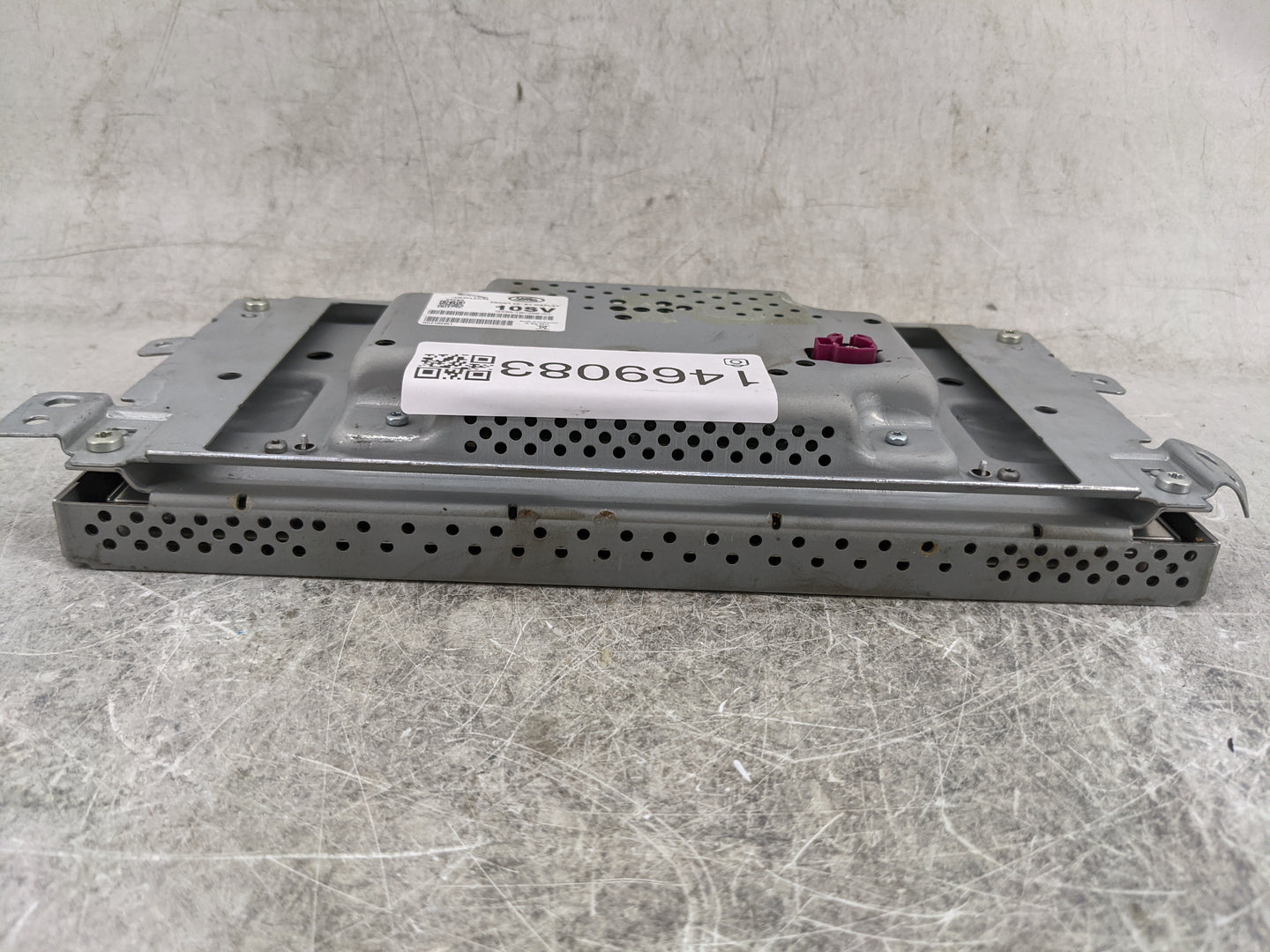 Land Rover Evoque Information Display Screen 1469083 - Oemusedautoparts1.com
