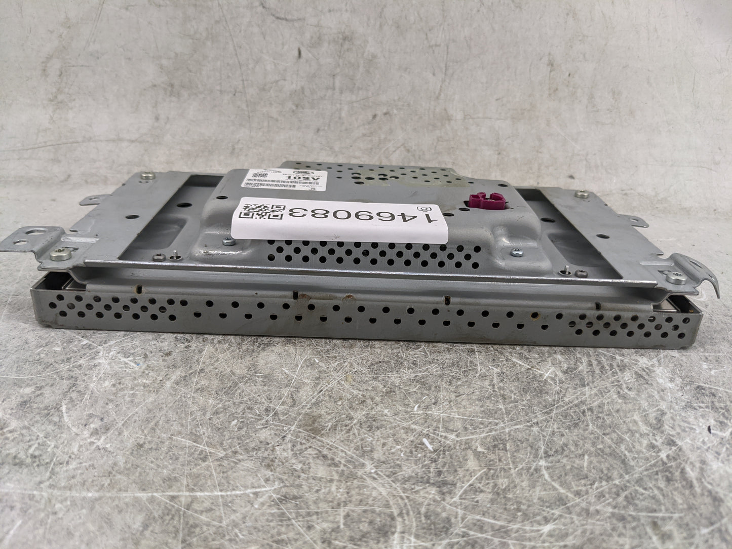 Land Rover Evoque Information Display Screen 1469083 - Oemusedautoparts1.com