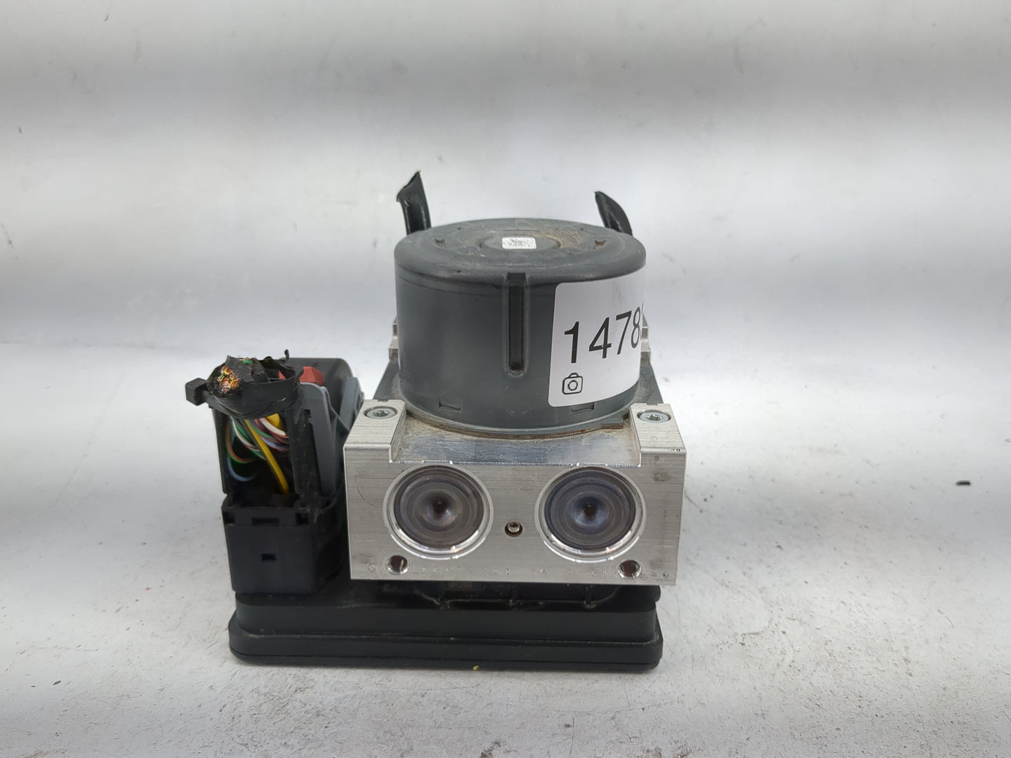 2017 Land Rover Evoque ABS Pump Control Module Replacement P/N:A426R-16W381 10.0915-32353, 10.0625-34801 Fits Fits 2018 2019