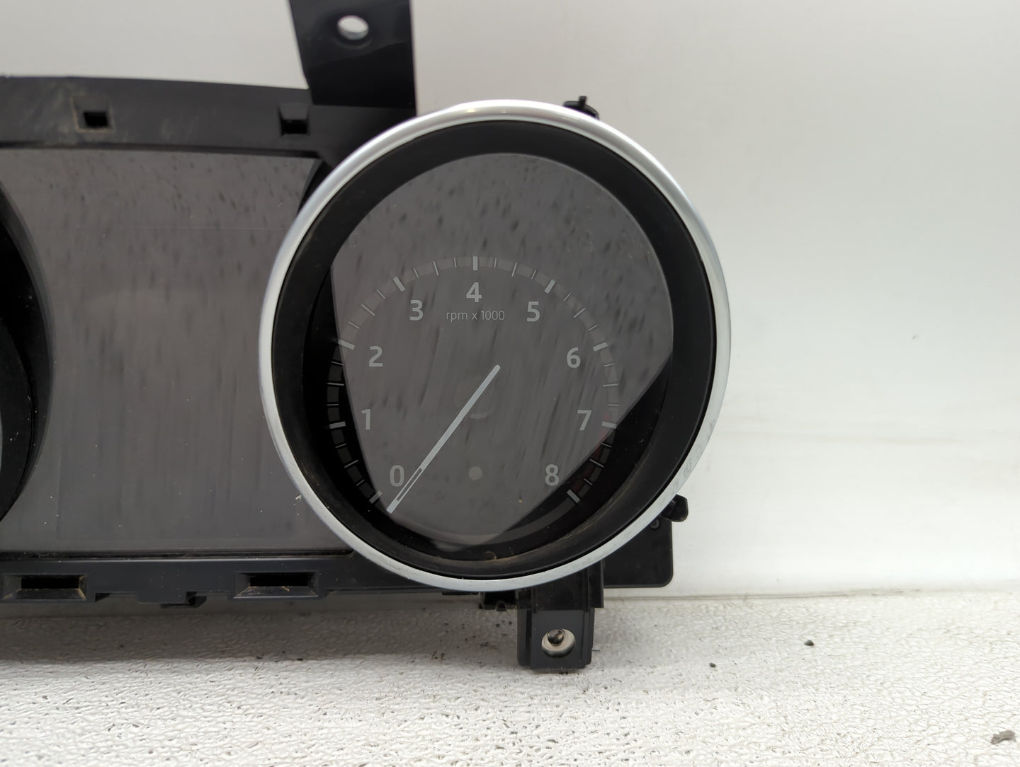 2017 Land Rover Land Rover Instrument Cluster Speedometer Gauges Miles: Fits OEM Used Auto Parts - Oemusedautoparts1.com